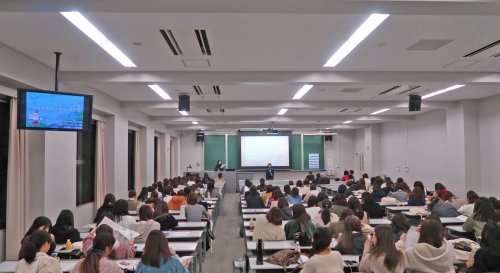 報告会の様子